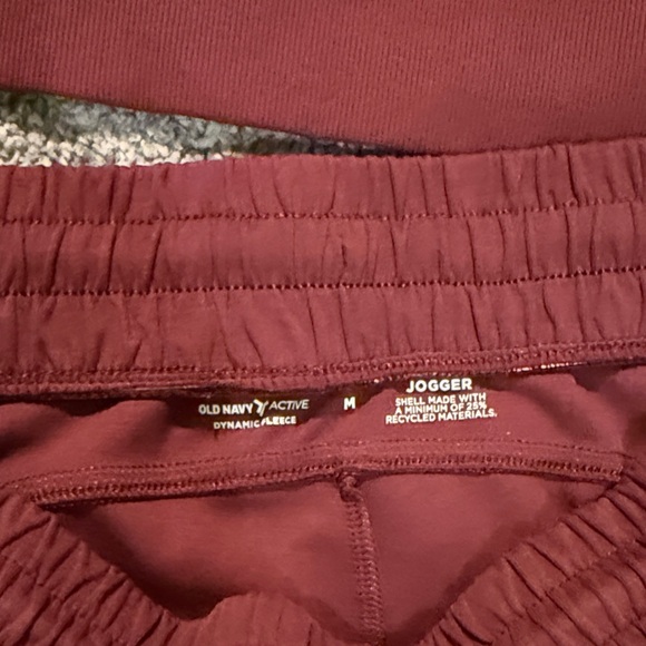 NWOT* Old Navy Women's Jogger Set - Picture 5 of 5